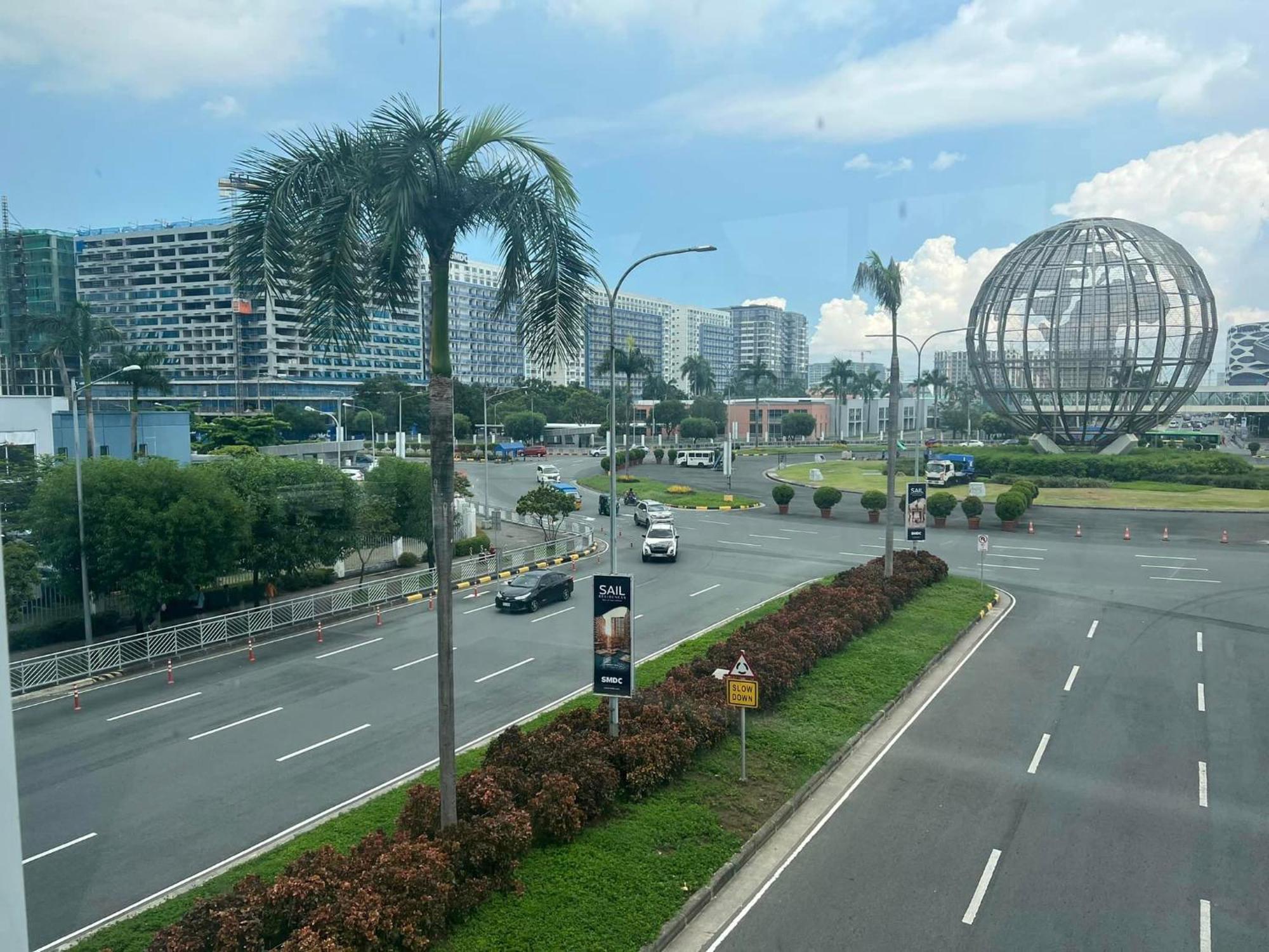 Shore One Condotel At Mall Of Asia, Philippines Пасай Екстериор снимка