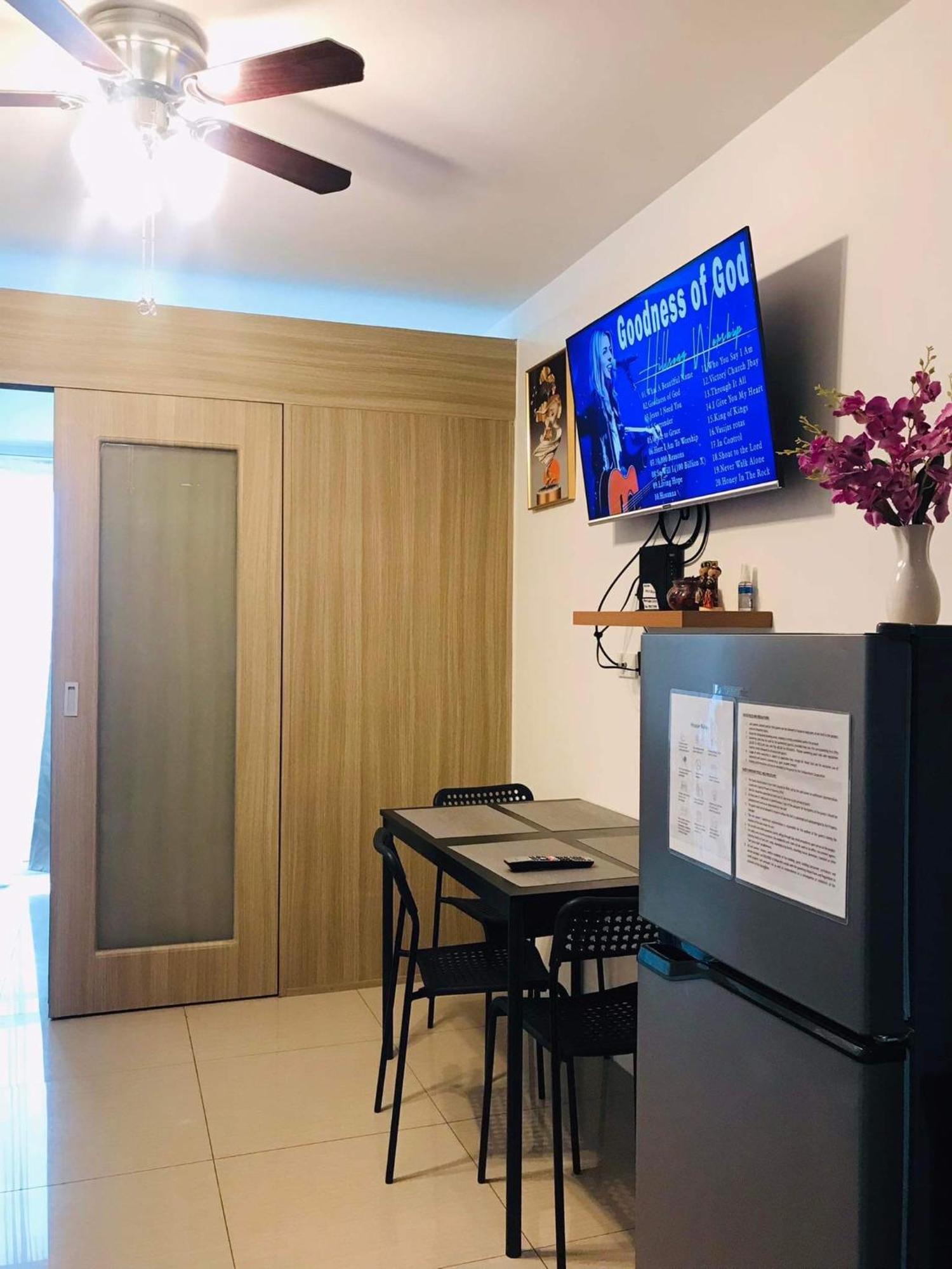 Shore One Condotel At Mall Of Asia, Philippines Пасай Екстериор снимка