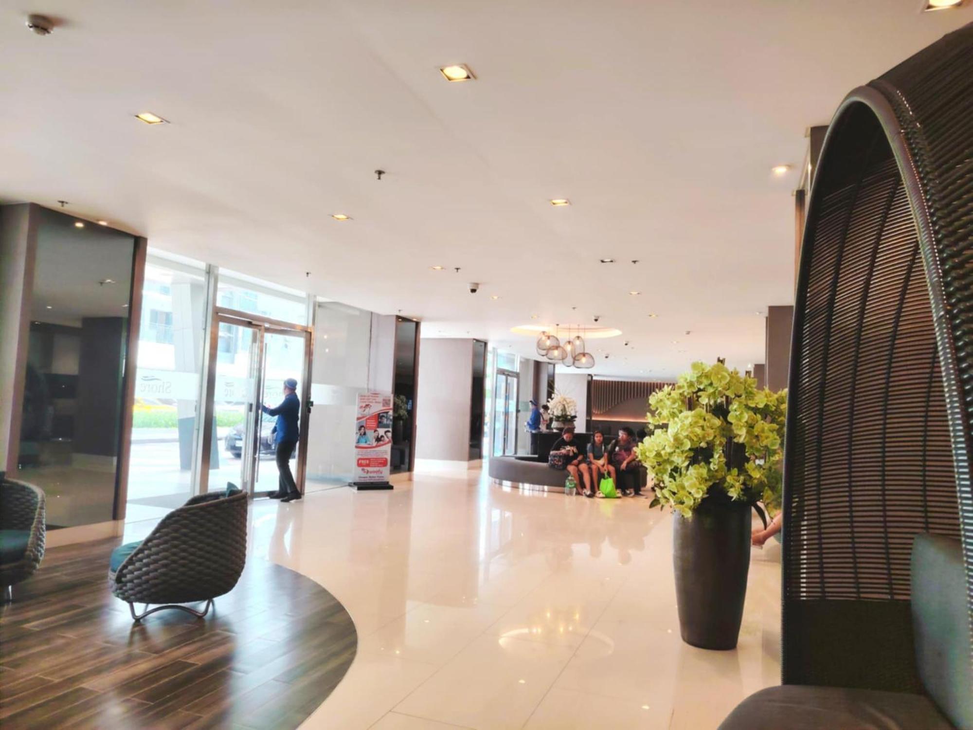 Shore One Condotel At Mall Of Asia, Philippines Пасай Екстериор снимка